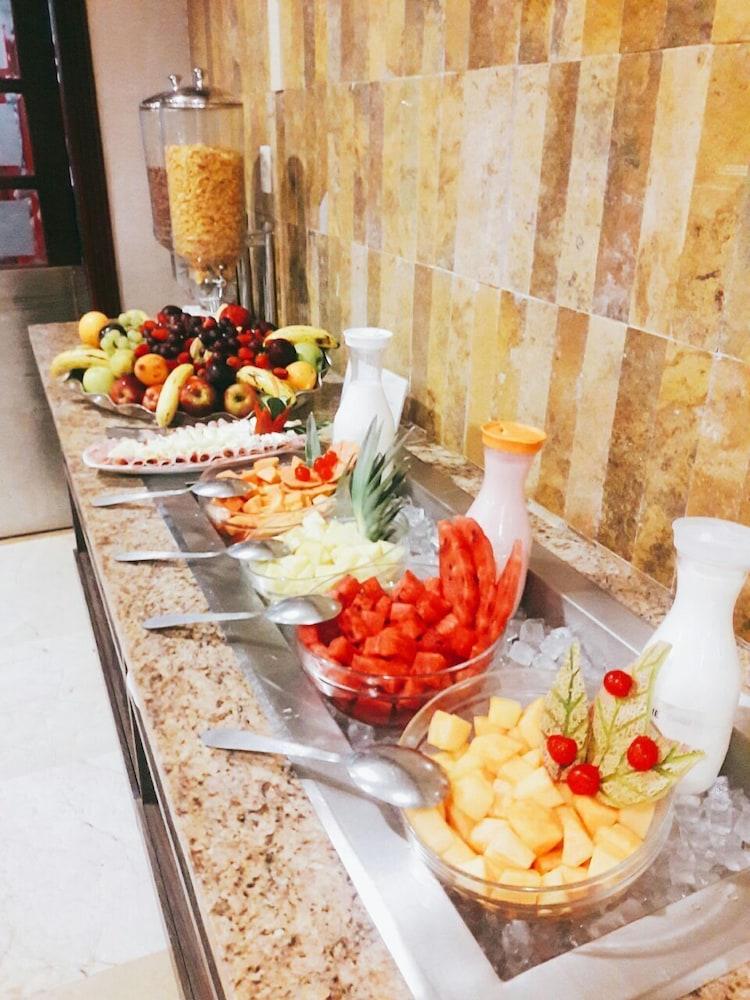 Hotel Howard Johnson By Wyndham Versalles Barranquilla (Atlantico)