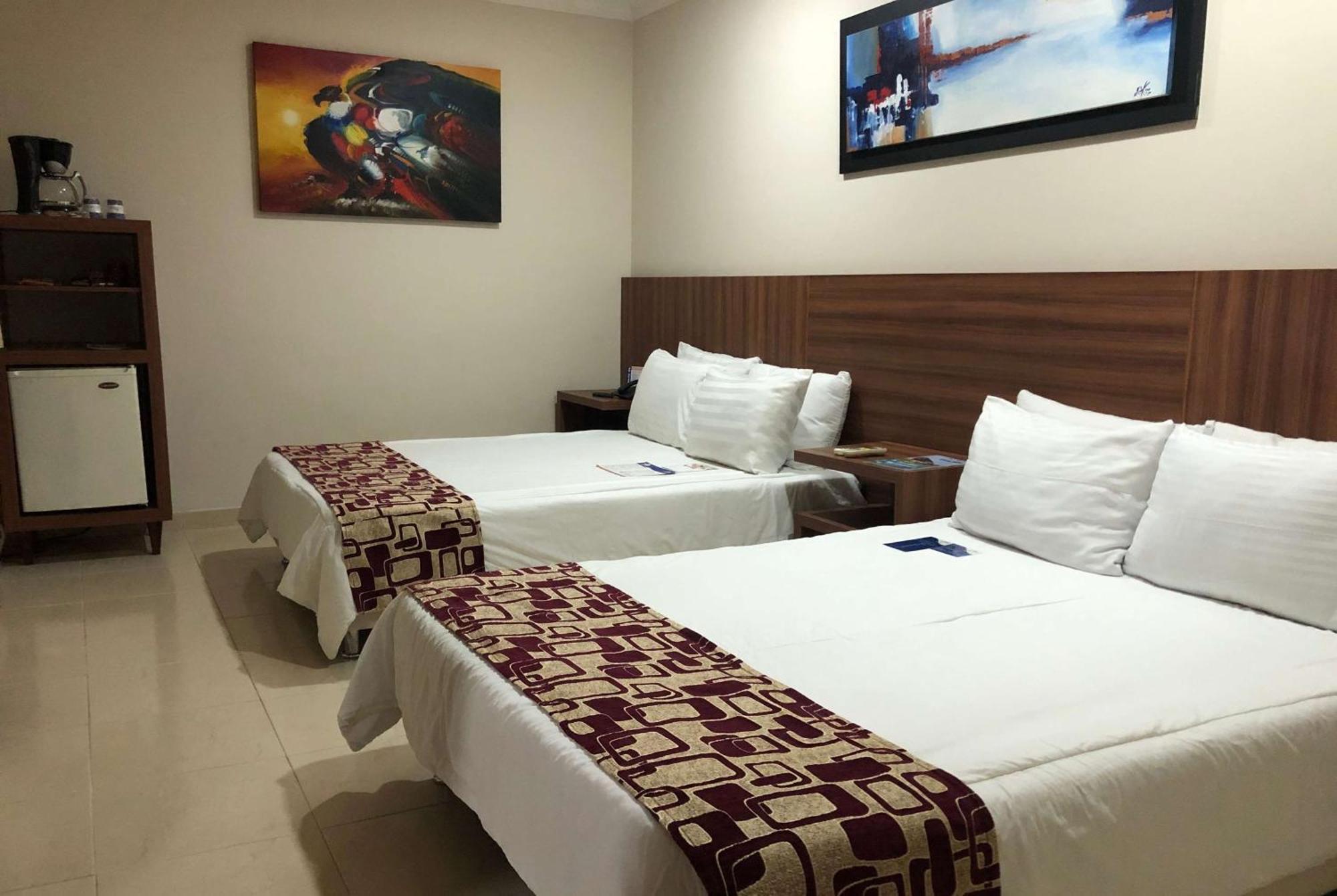 Howard Johnson By Wyndham Barranquilla Versalles