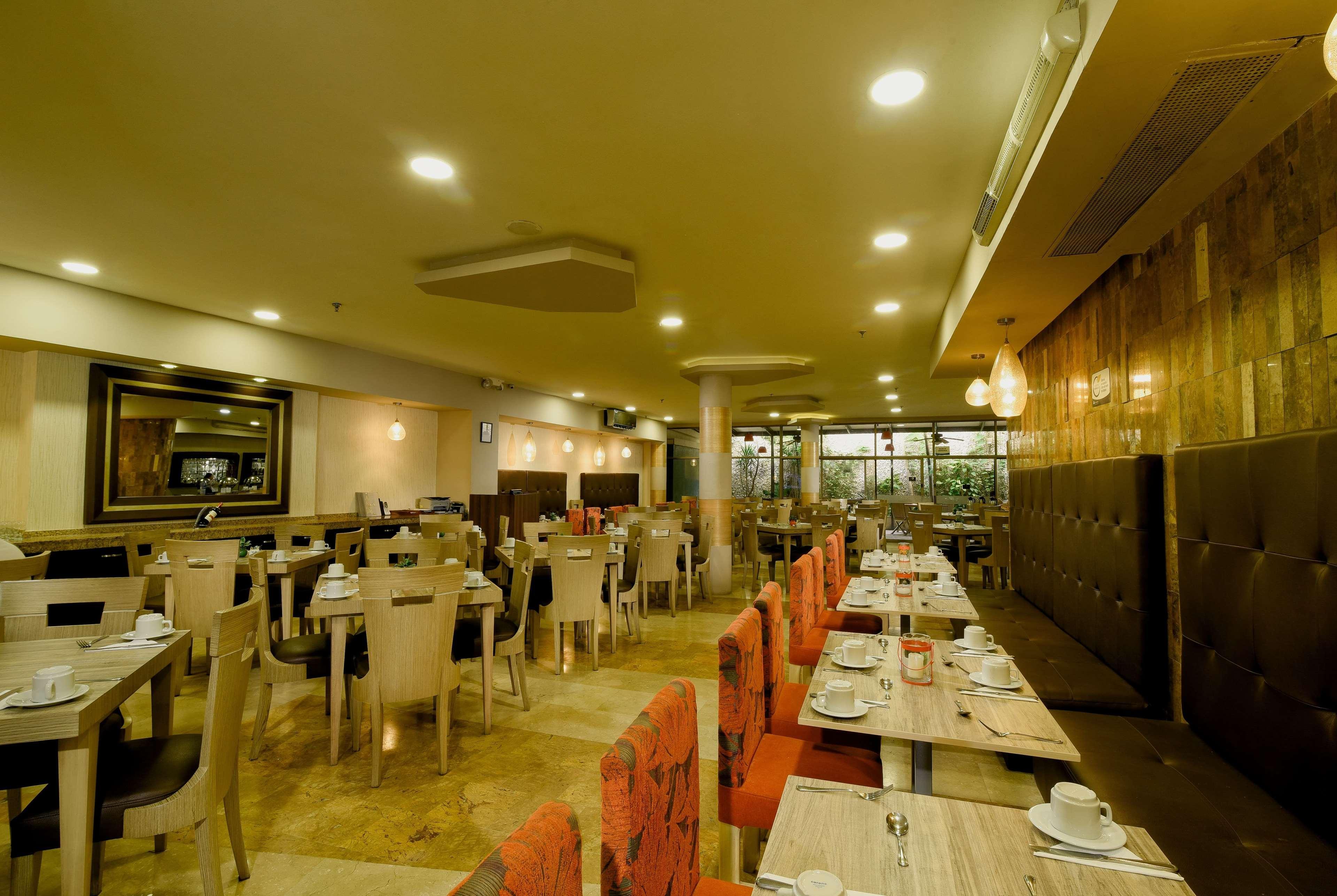 Hotel Howard Johnson By Wyndham Barranquilla Versalles