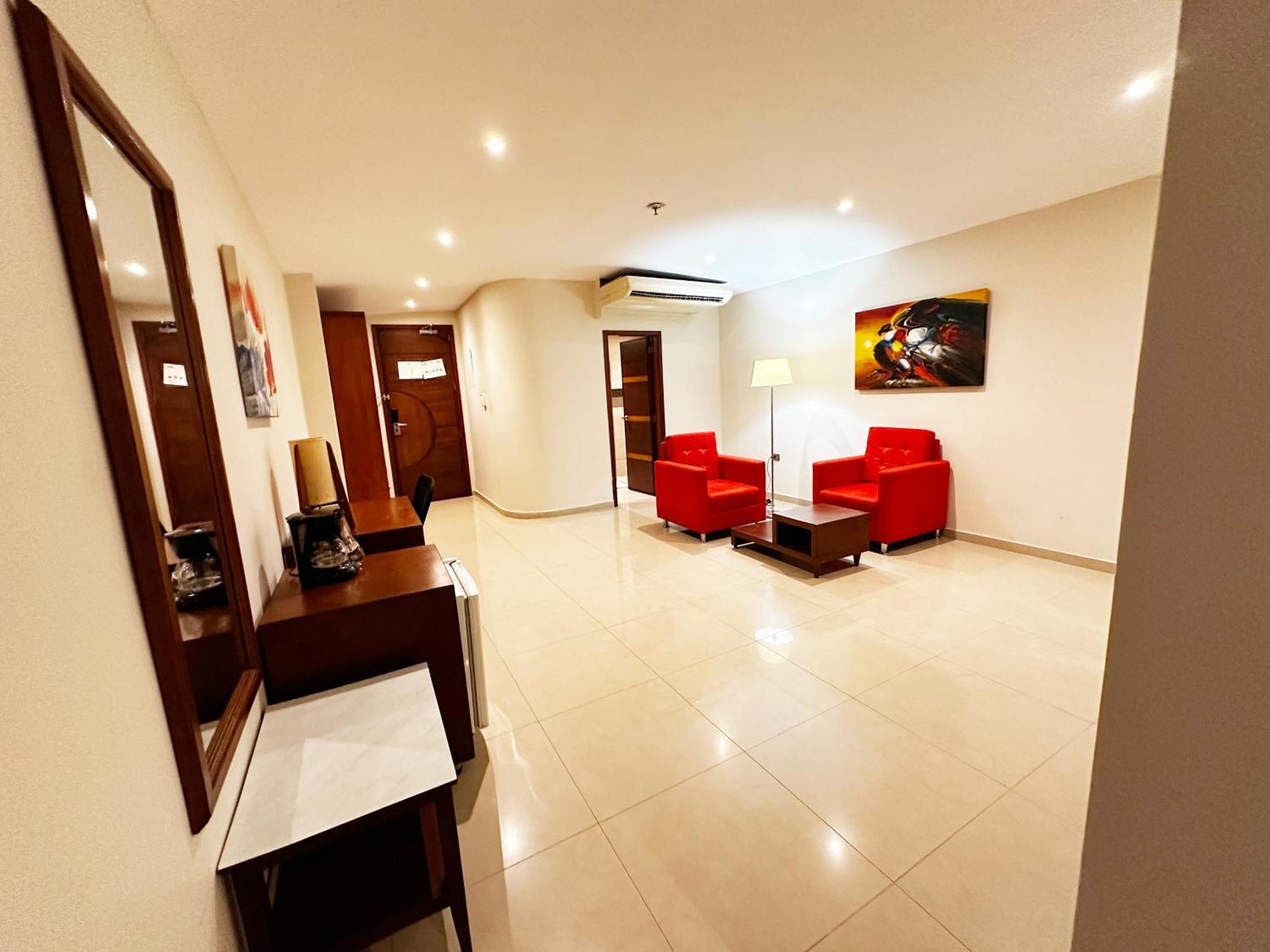 Howard Johnson By Wyndham Barranquilla Versalles